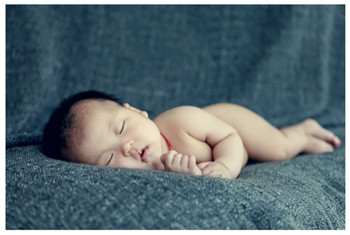 宝宝睡觉的时候不必绝对安静？